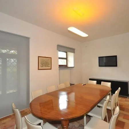Enea Villa